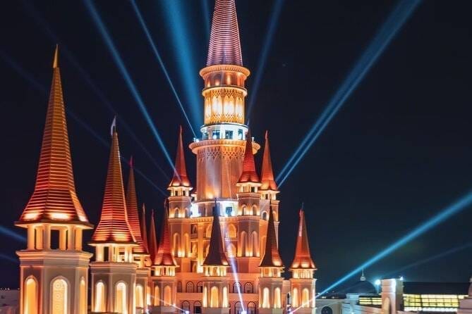 Вечерний тур в парк The Land of Legends