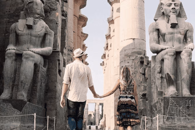 Луксор (на самолёте)