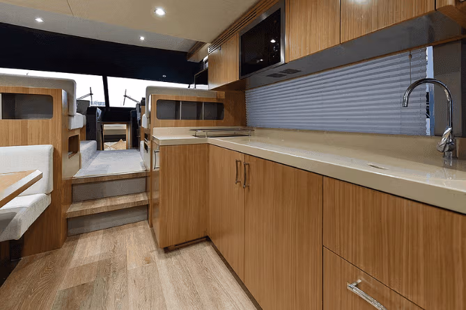 Яхта Majesty (48 футов) — изображение 8