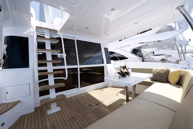 Яхта Majesty (48 футов) — изображение 5