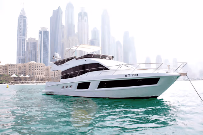 Яхта Majesty (48 футов)