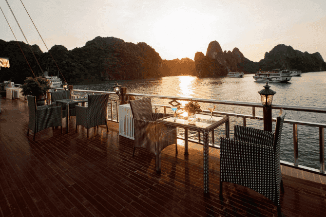 Круиз в бухте Халонг (2 дня) — изображение 10