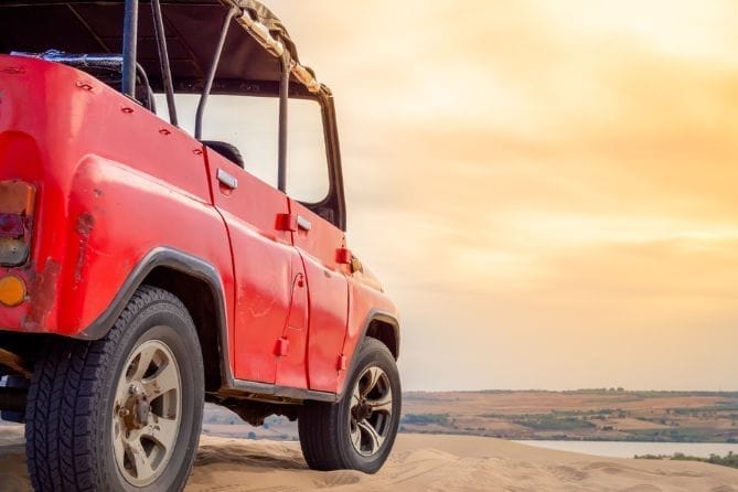 Индивидуальный тур: Джип-тур по дюнам Фанранга (рассвет)