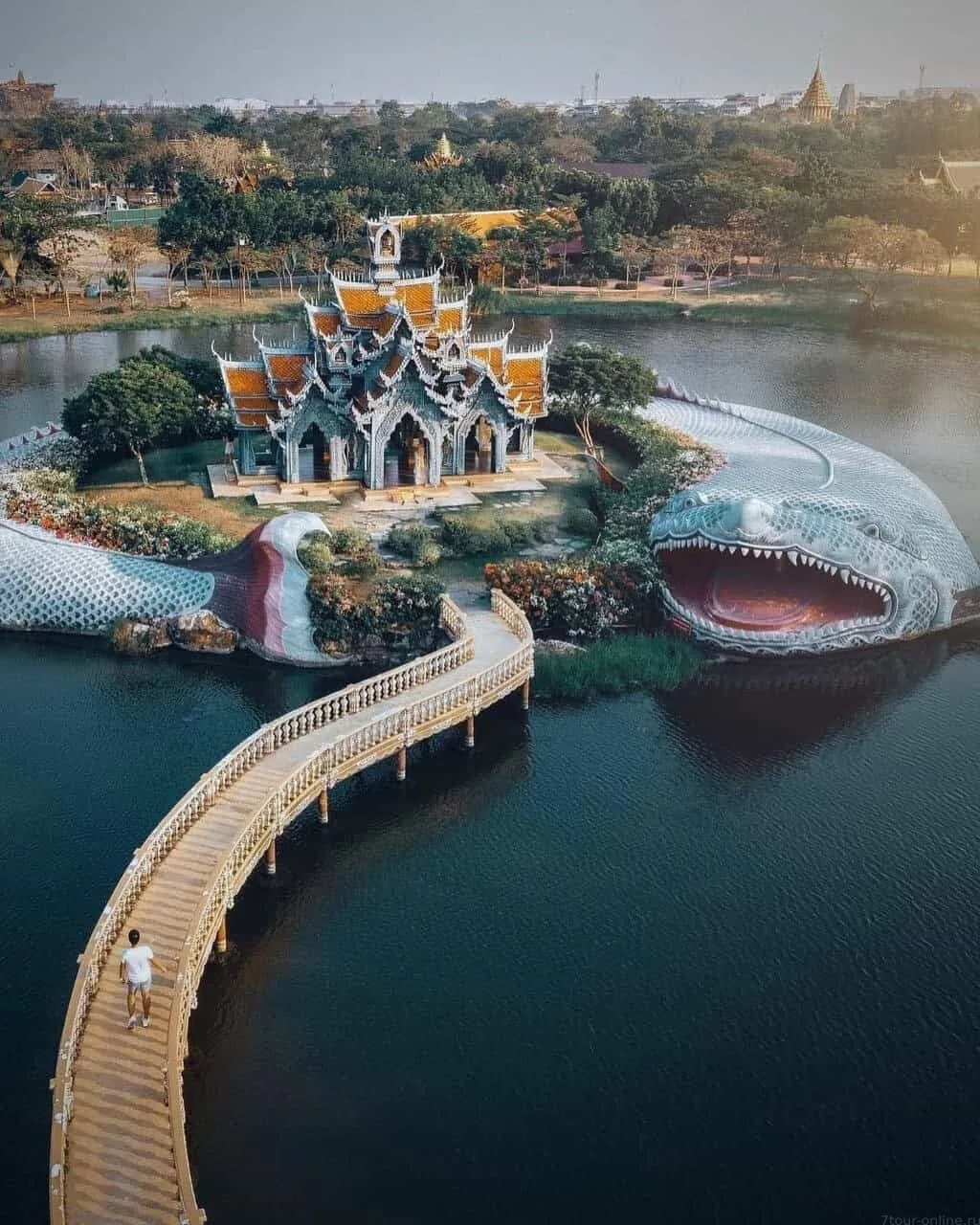 «Назад в будущее» город миниатюр - Kép 5