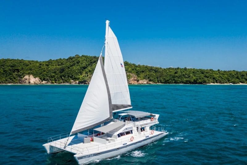 Остров Джеймса Бонда на VIP катамаране Sunwind СКРЫТО!!!