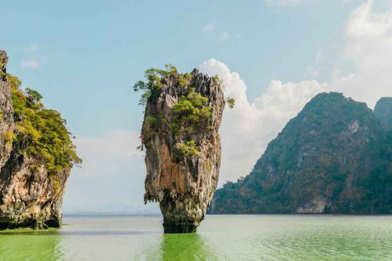 Остров Джеймса Бонда на корабле/спитботе