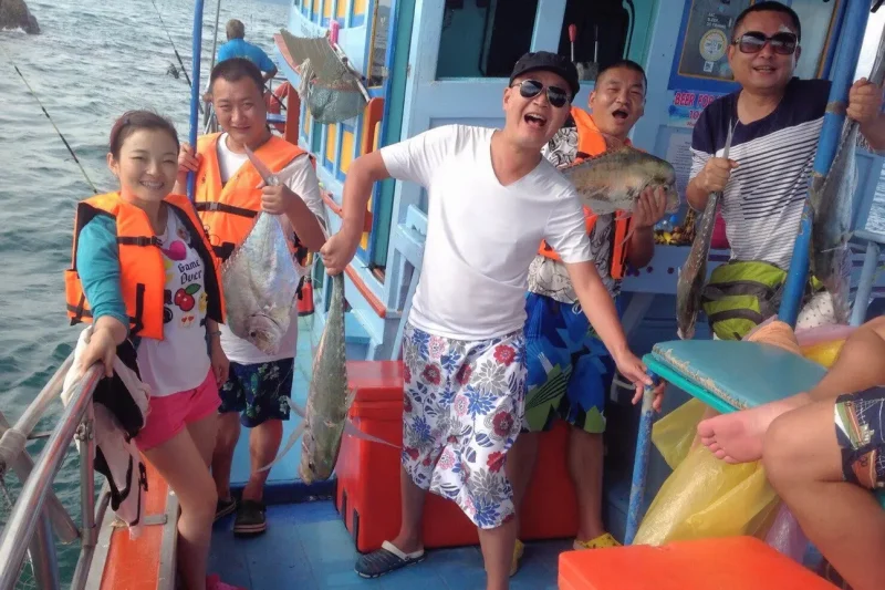 Морская рыбалка с мистером Ту