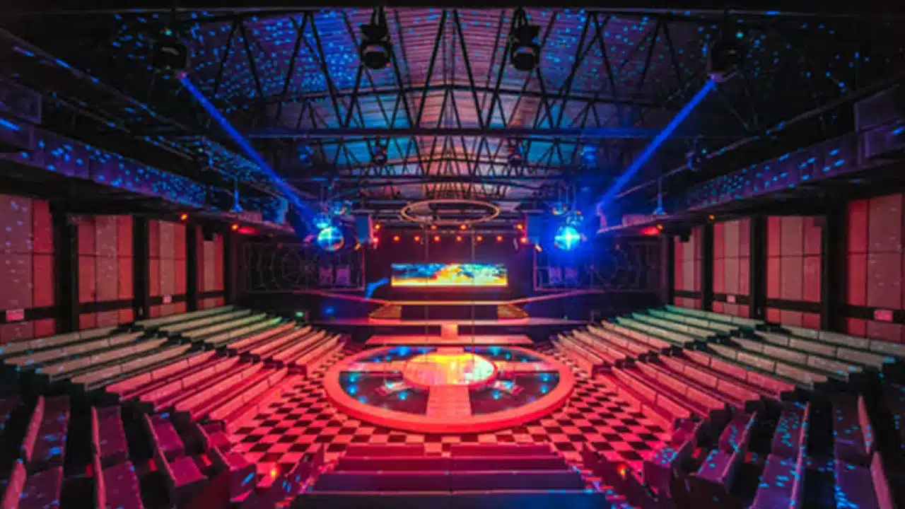 Шоу для Взрослых "Большой Глаз" — изображение 7