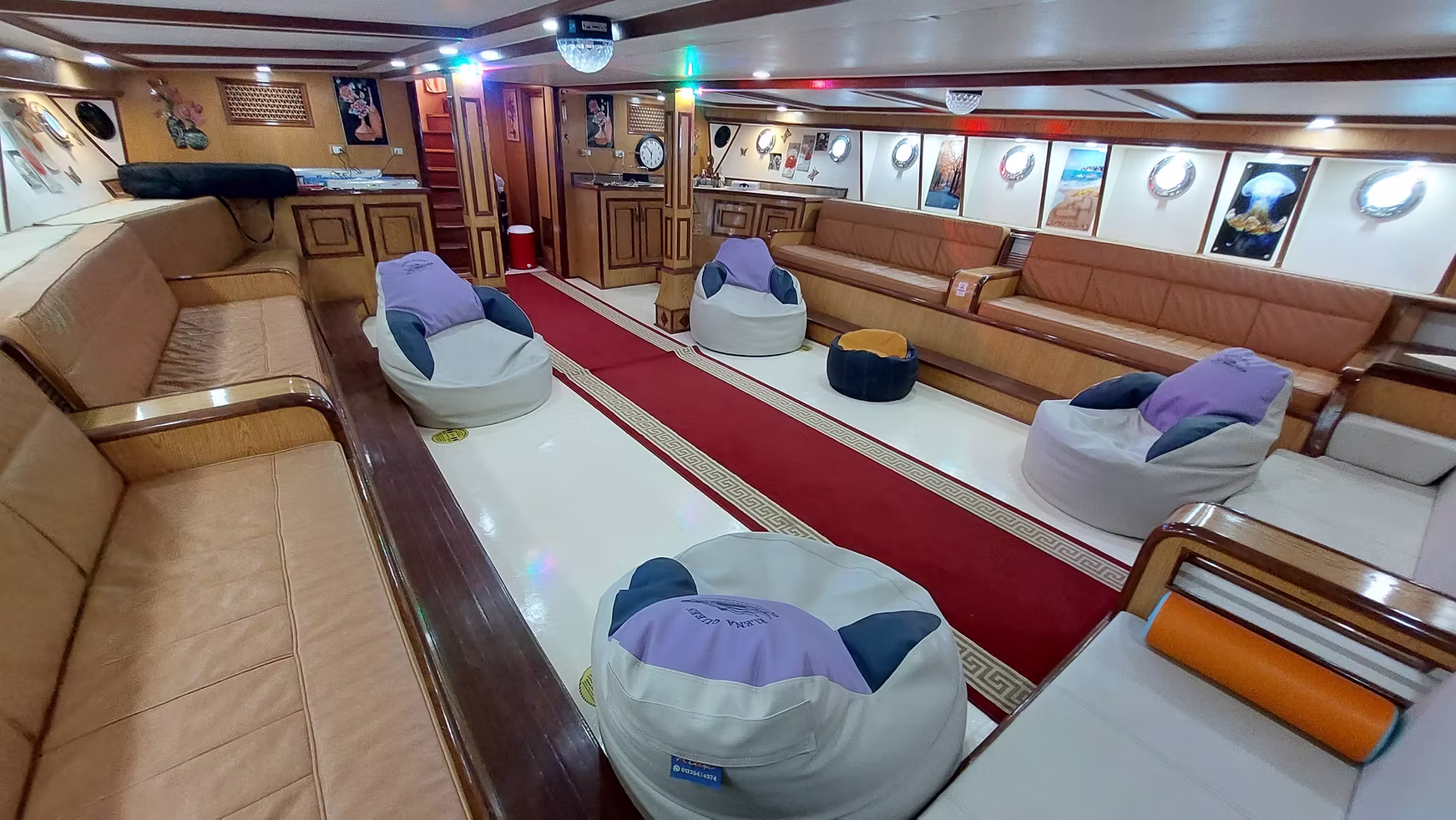 Яхта Royal Pool (до 25 человек) — изображение 10