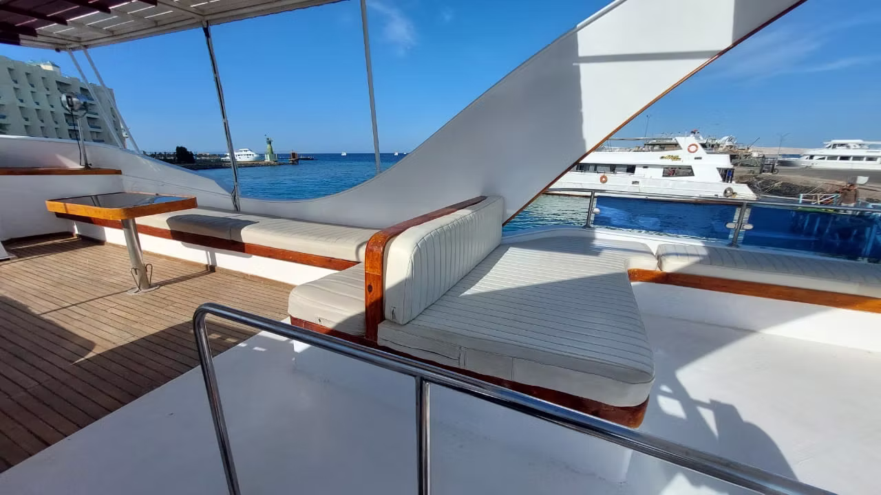 Яхта Lina (до 16 человек) — изображение 2