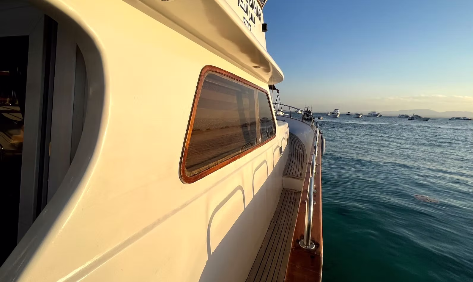 Яхта Yasser (до 8 человек) — изображение 6