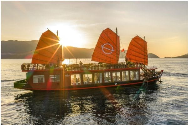 Emperor Cruise Императорский круиз